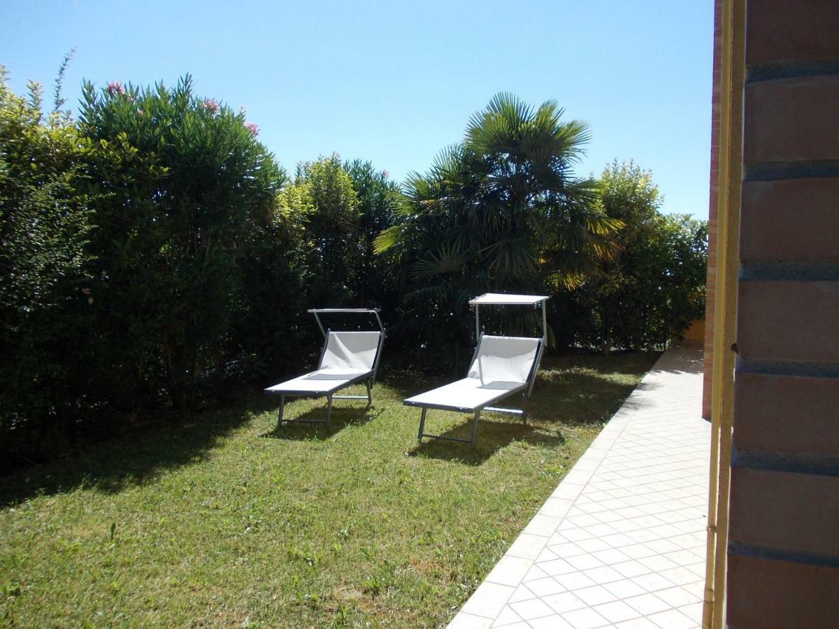 Alessandria Residence Desenzano del Garda Exterior foto