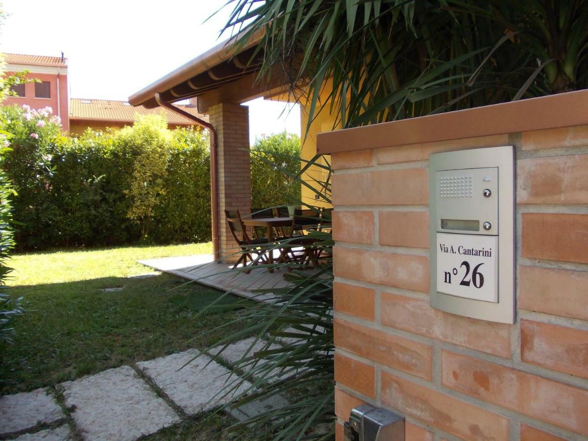 Alessandria Residence Desenzano del Garda Exterior foto