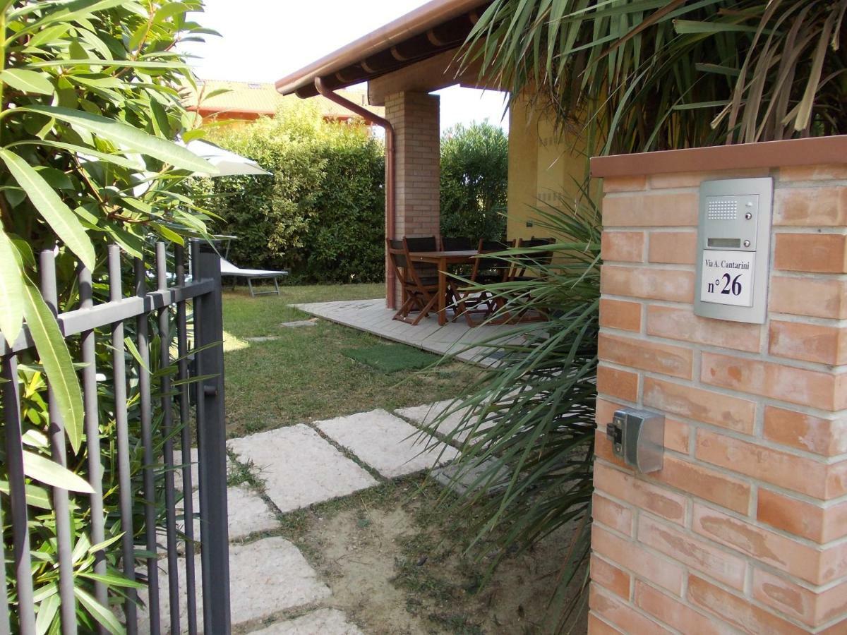 Alessandria Residence Desenzano del Garda Exterior foto